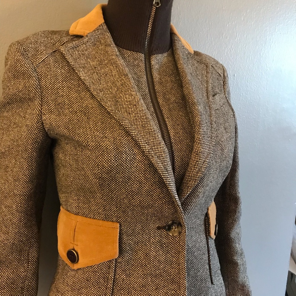 Wool jacket w/elbow patches. Brown,cream w/tan